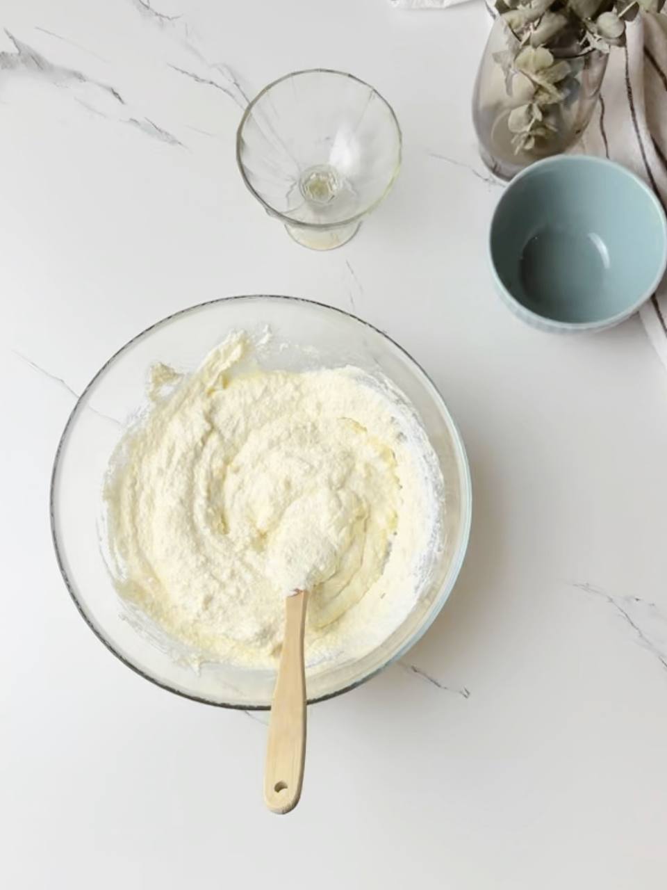Smooth cottage cheese pancake batter in a mixing bowl.