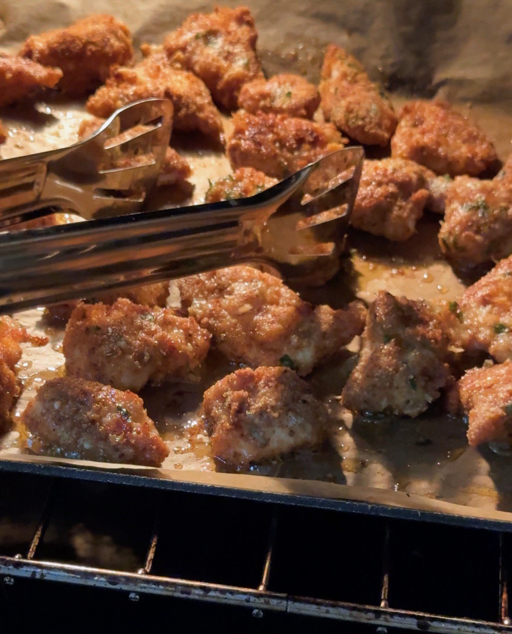 Baking chicken Parmesan nuggets in the oven