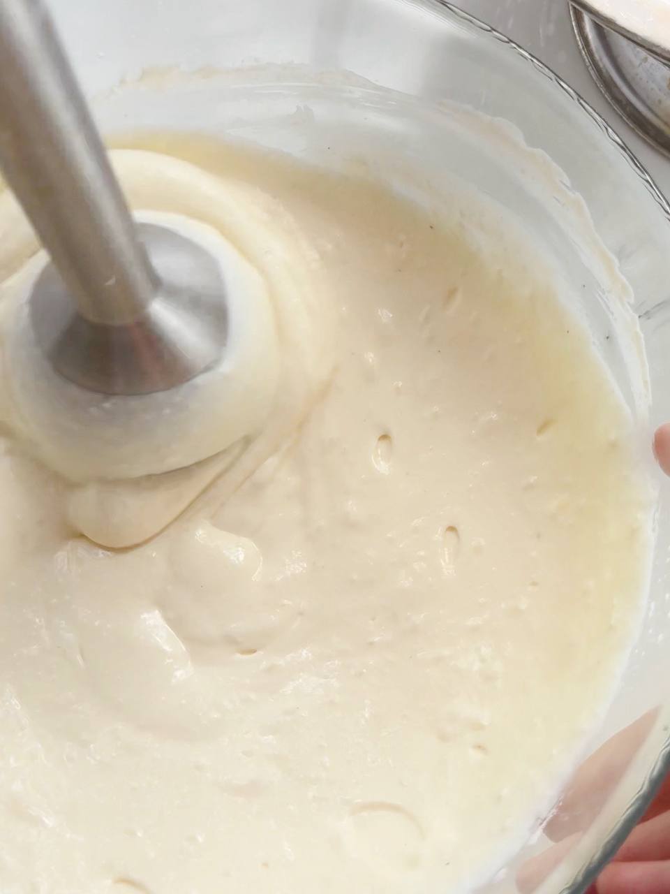 blending cottage cheese filling until smooth