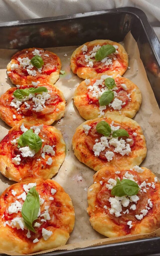 high-protein cottage cheese mini pizzas fresh from the oven