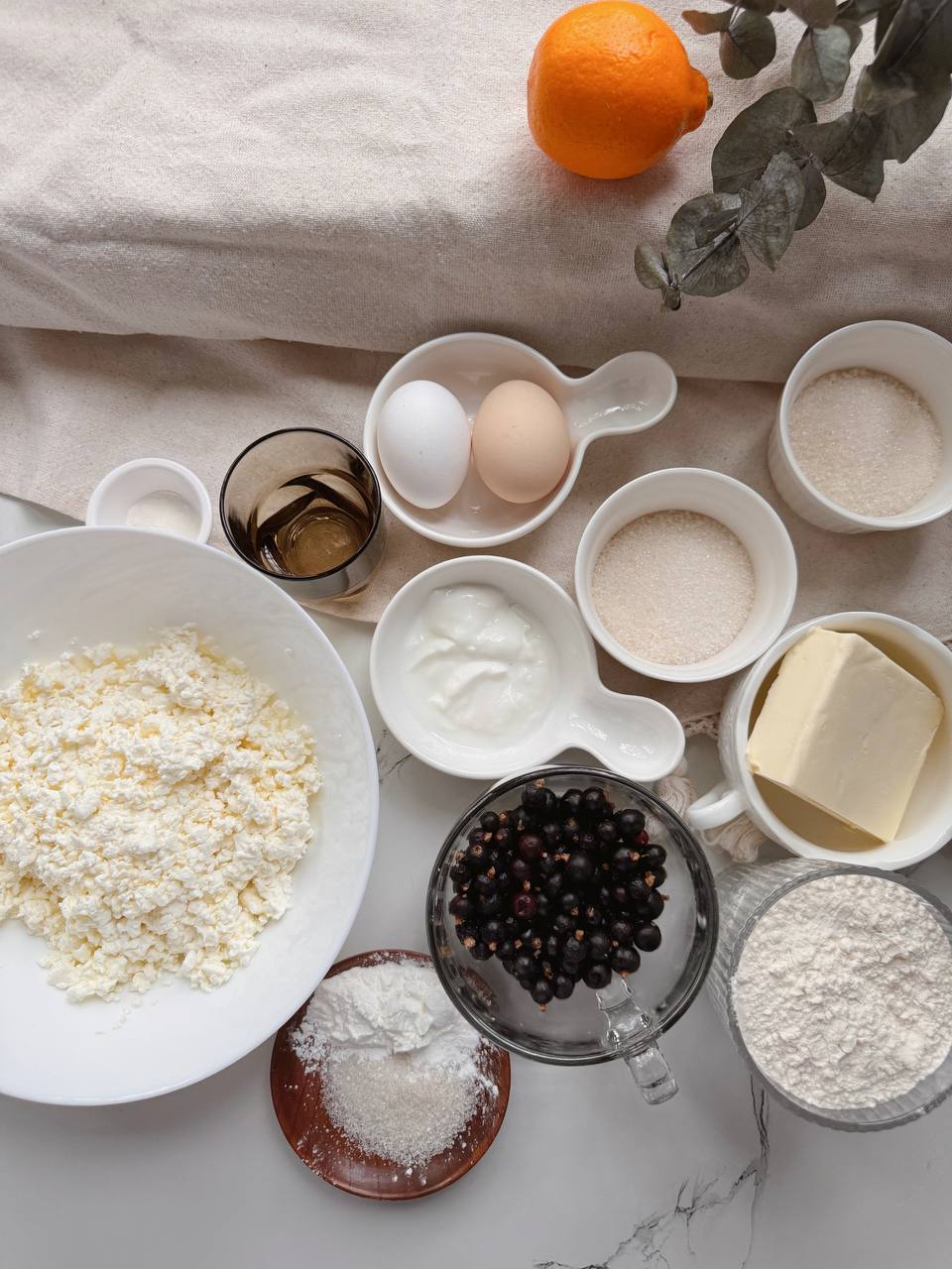 ingredients for blackcurrant cottage cheese crumble cake
